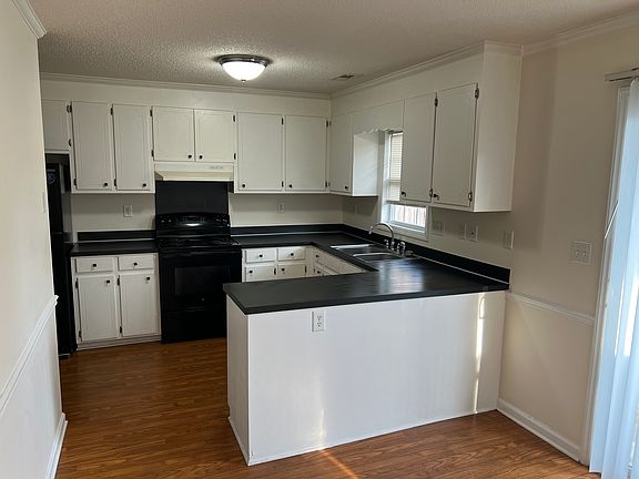 5th image of 3808 E Vancroft Cir #Mm9