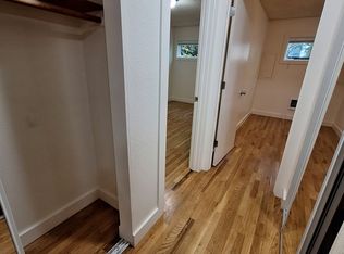 2145 NE Halsey St #0, Portland, OR 97232