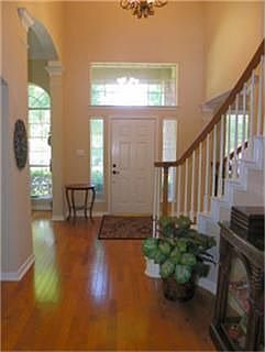 2nd image of 1616 Crestwood Trl