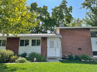 2704 E Blue Spruce Dr, Holladay, UT 84117