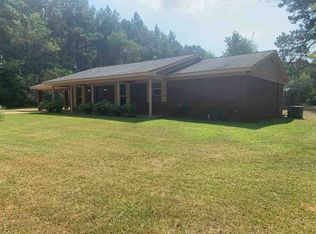 223 Macedonia Rd, Mount Olive, MS 39119