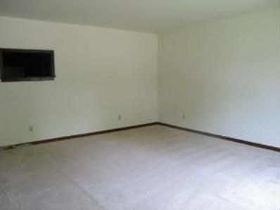 3rd image of 551 W Drummond Dr