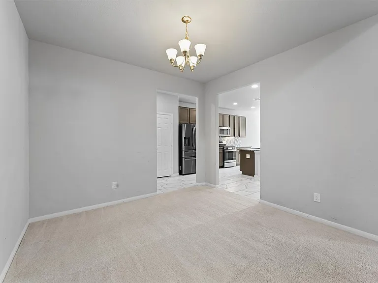 5443 Grand View Dr — Photo 2