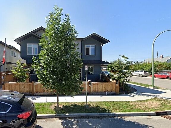 4th image of 1001 Stockwell Ave #4