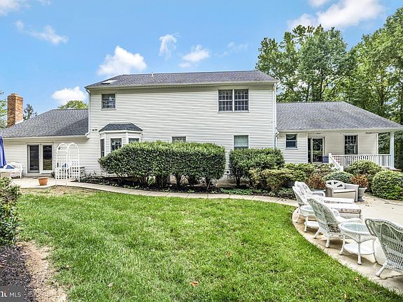 5th image of 650 Verda Ln