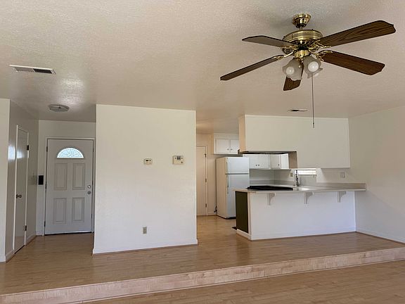 2nd image of 3282 Clovewood Ln
