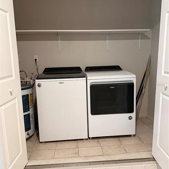 2419 Wells Ave — Photo 5