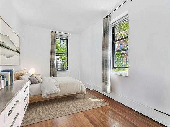 5th image of 116 W 133rd St #3B