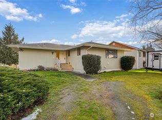 1168 Leahy Dr, Coupeville, WA 98239