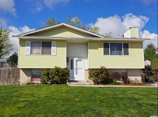 5283 W Begonia Cir, West Jordan, UT 84081
