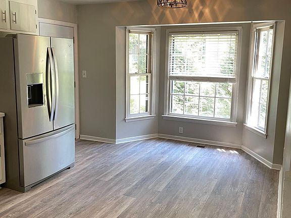 4th image of 8328 Den Bark Dr