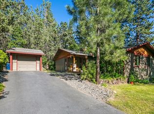 143 SW 19th St, Bend, OR 97702
