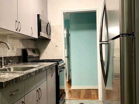 4th image of 2922 Nostrand Ave #69