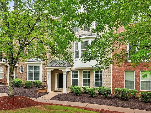 2nd image of 11317 Musette Cir