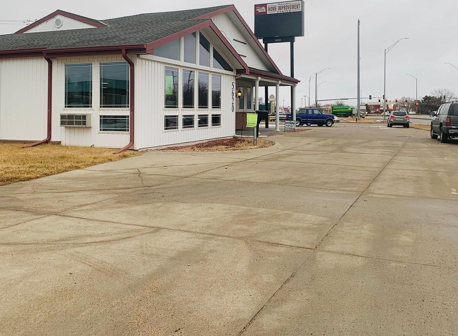 5620 Cornhusker Hwy, Lincoln, NE 68507 Zillow