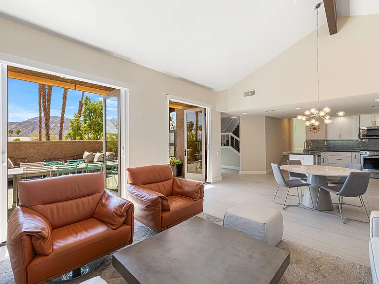 49069 Mariposa Dr — Photo 29