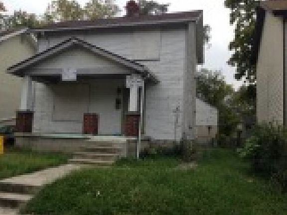 3rd image of 1557 Duxberry Ave