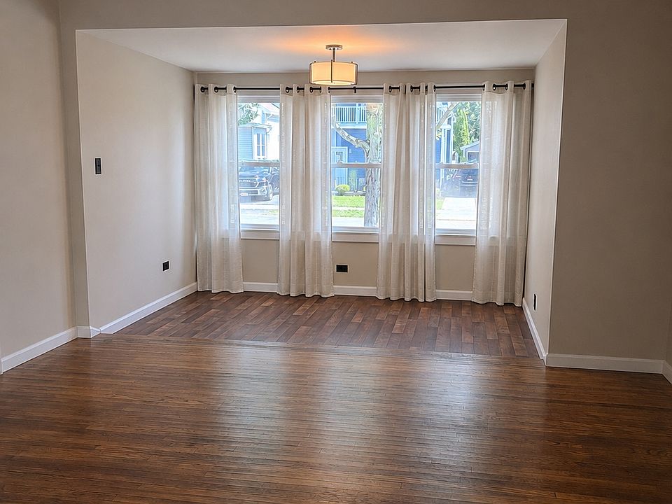 1st image of 86 Densmore St #1