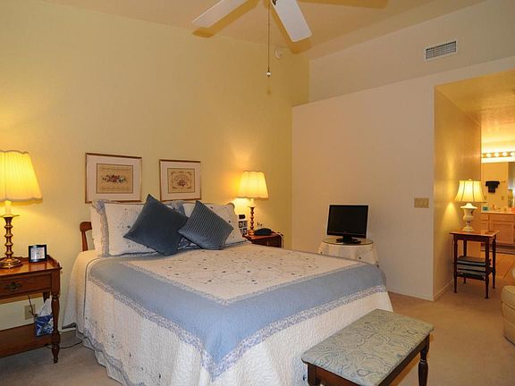 4th image of 19420 N Westbrook Pkwy Unit 529