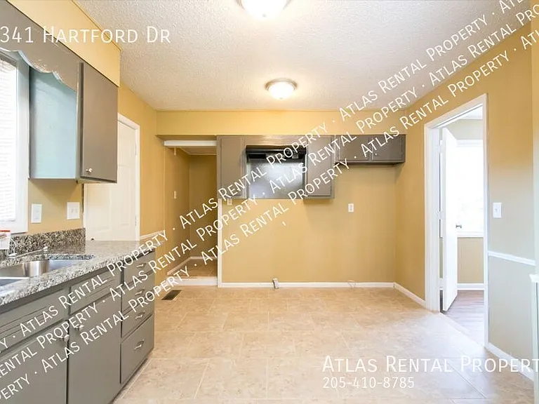 1341 Hartford Dr — Photo 13