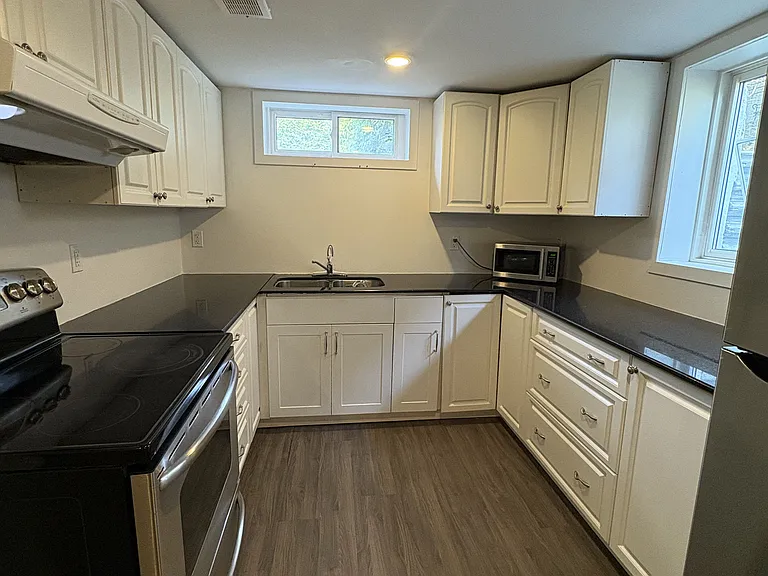 1171 Checkers Rd #B — Photo 23