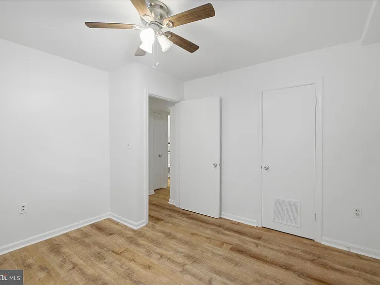 130 S 29th St #5 — Photo 7