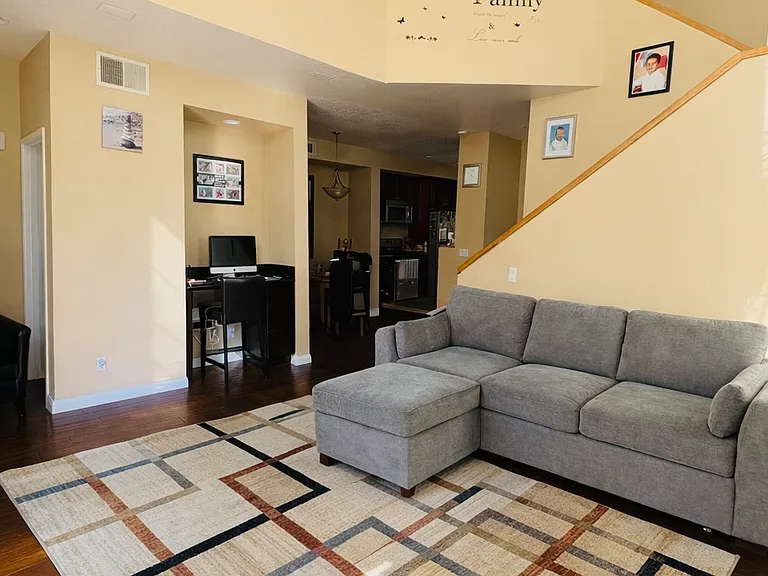 8215 E White Oak Rdg #77 — Photo 2