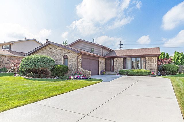 1st image of 723 Seafarer Dr