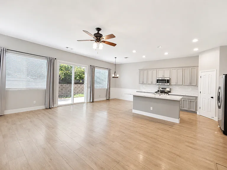 10163 Omeara Dr — Photo 12