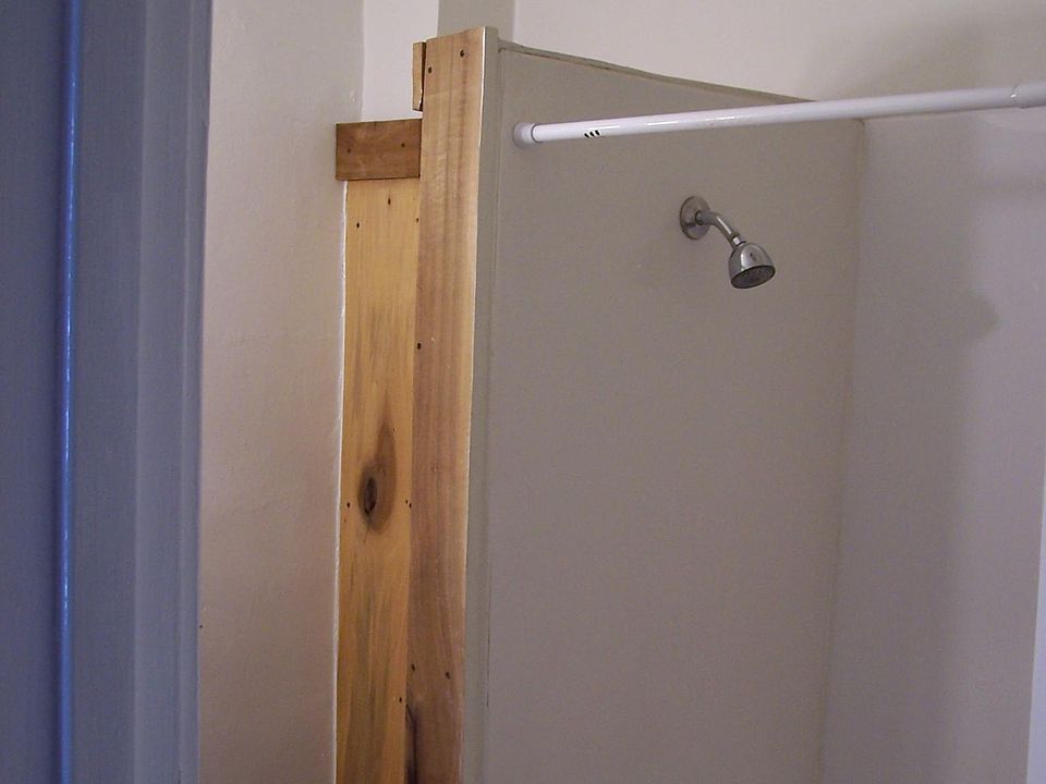 1st image of 25 Murray Ave APT 3