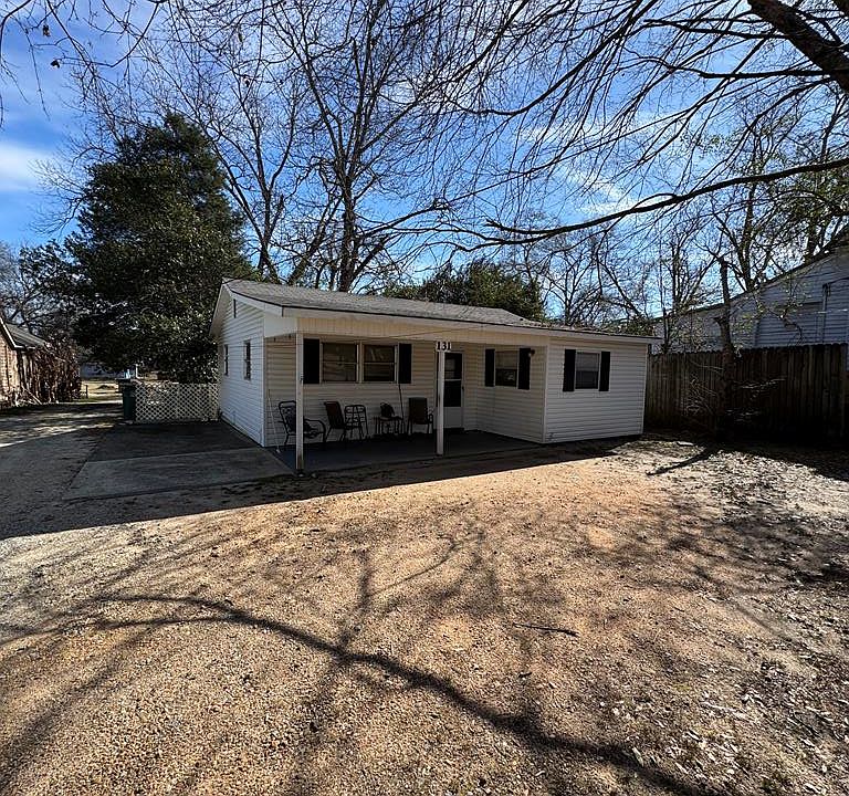 1st image of 131 Sanford Ave