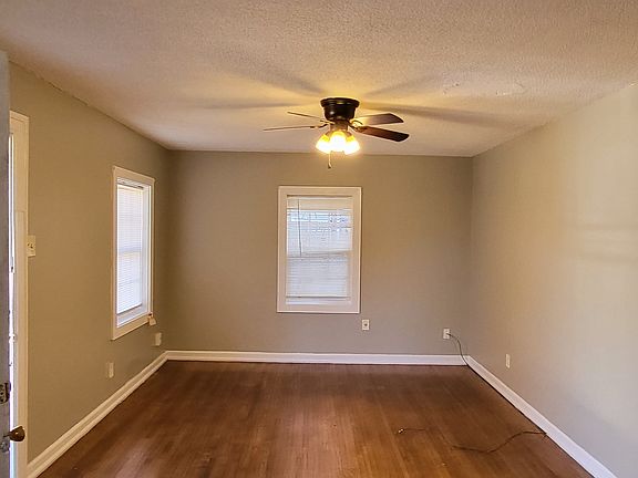 1915 The Oaks Ave 12_09262024