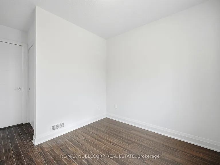 20 Peartree Ct — Photo 32