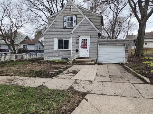 112 S Orient St, Fairmont, MN 56031