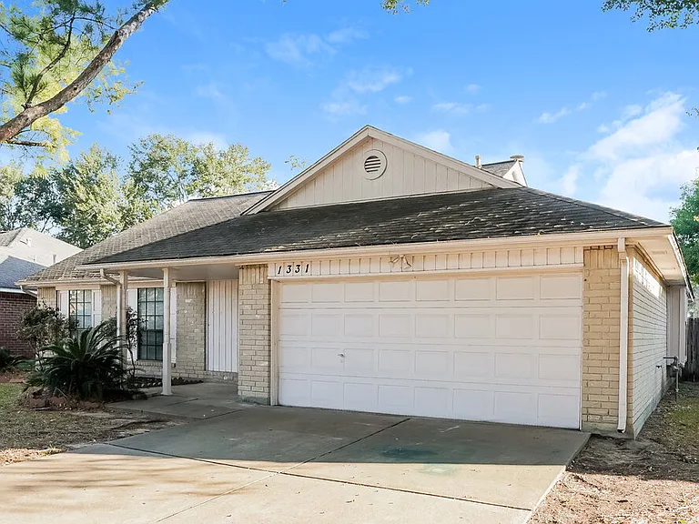 1331 Three Forks Dr — Photo 3