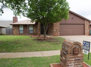 2012 Stepping Stone Trl, Edmond, OK 73013