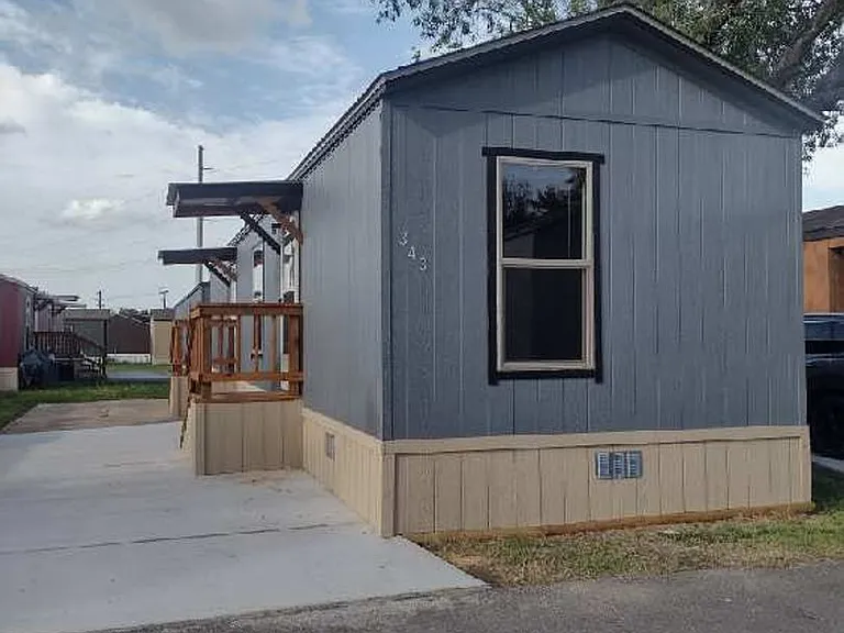 2901 E Highway 107 — Photo 54