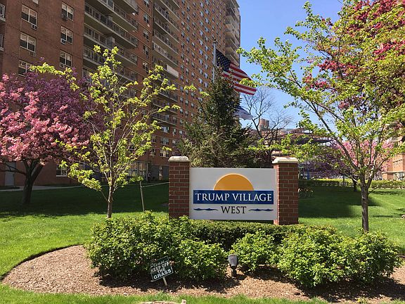 2nd image of 2942 W 5th St APT 7K