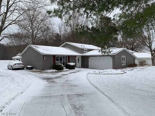 1st image of 20750 Pineview Cir