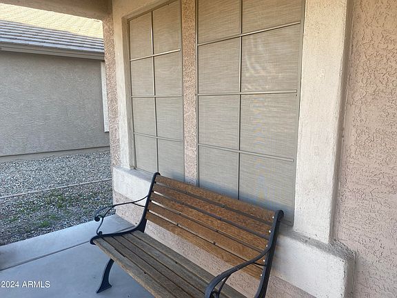 3rd image of 3319 W BURGESS Lane