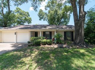 5906 Peg St, Houston, TX 77092