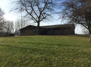 75516 County Road 687, Hartford, MI 49057
