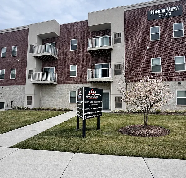 31480 Warren Rd #302 — Photo 34