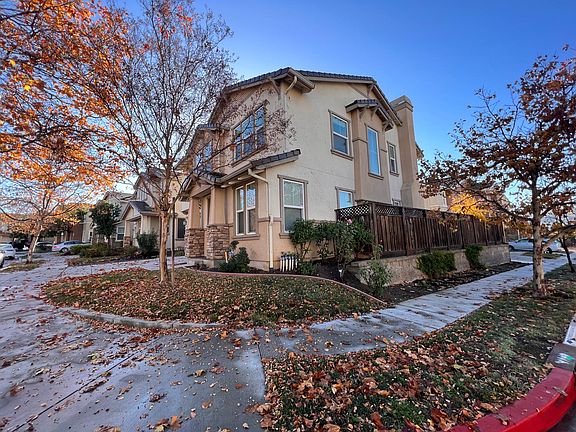 2nd image of 7109 Cerro Crest Dr