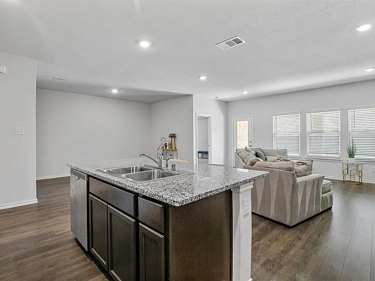 3000 Buttonbush Dr — Photo 9