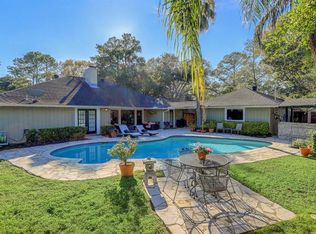 10006 Inwood Dr, Houston, TX 77042