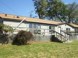 15377 Cedar Creek Rd, Meadowview, VA 24361