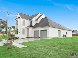38219 Oakland Dr, Prairieville, LA 70769