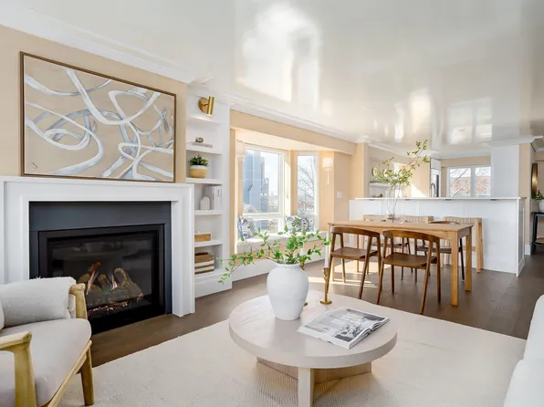 711 Chandlers Wharf #711, Portland, ME 04101