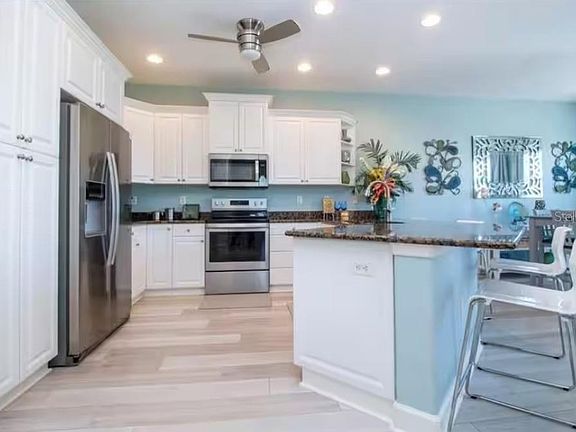 3rd image of 2319 Avenue C Unit 200